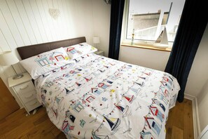 2 chambres, fer et planche à repasser, accès au Wi-Fi (inclus)