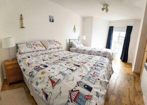 2 chambres, fer et planche à repasser, Wi-Fi gratuit, draps fournis
