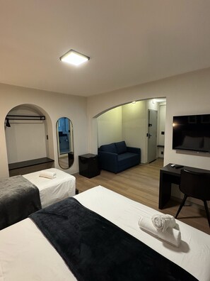 Apartment | Desk, laptop workspace, free WiFi - Conde de Linhares Flats (Belo Horizonte)