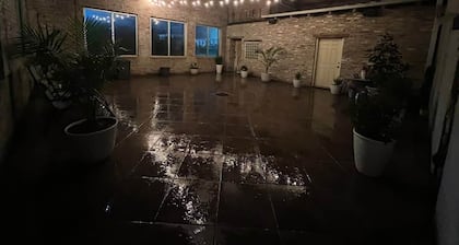 Couples get away… Slipper tub, penthouse