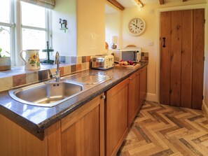 Interior - 1 Bryn Ysgol (Betws-Y-Coed)