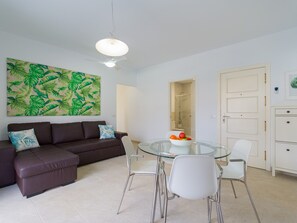 Apartment | Interior - Apartment in Mogan With Fenced Garden (Mogan)
