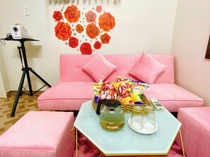 Soundproofing, free WiFi - DK House Homestay (Da Nang)