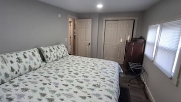 2 chambres, fer et planche à repasser, Wi-Fi gratuit, draps fournis
