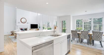 Classic East Hampton Home Perfect for Families Close to Town and Beaches