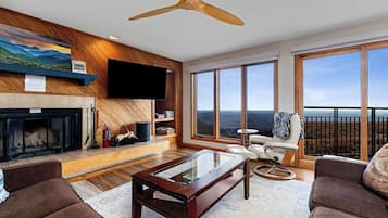 Smart-tv, pejs, dvd-afspiller