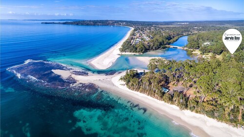 Moona Beach House by Experience Jervis Bay