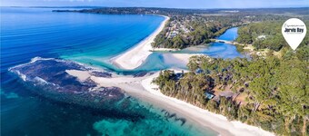 Moona Beach House by Experience Jervis Bay