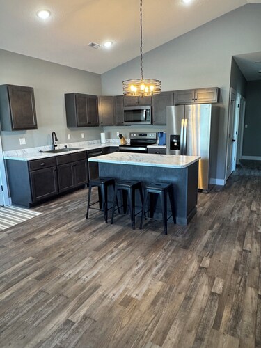 3-bedroom 2 bath New construction house in Hallsville