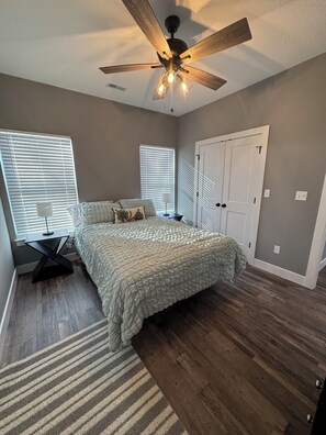 3 bedrooms, free WiFi, bed sheets