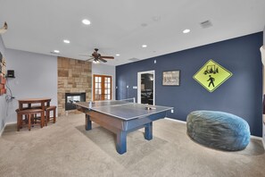 Spielezimmer