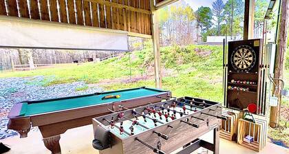 2 Small Country Cabins - King, Queen & Bunkbeds - walk to Sardis Lake - WiFi