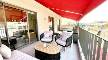 Executive Penthouse | Terrace/patio
