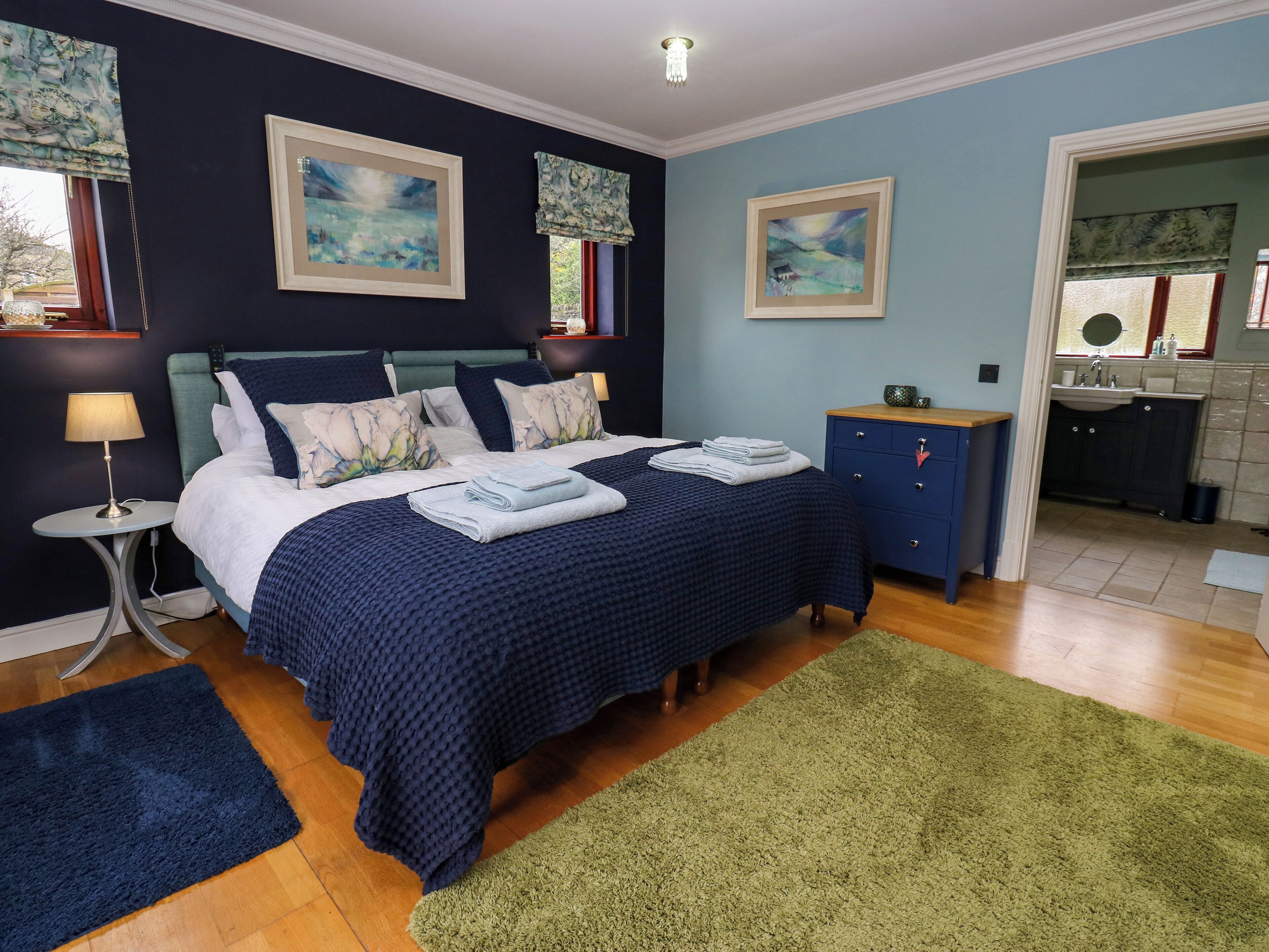 3 phòng ngủ, trang trí khác biệt 