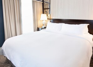 1 bedroom, in-room safe, iron/ironing board, free WiFi