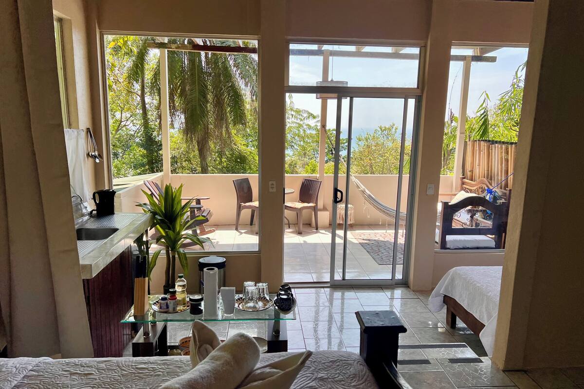 Deluxe Studio Suite, Balcony, Sea View