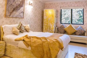 1 chambre, fer et planche à repasser, Wi-Fi gratuit, draps fournis