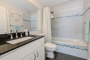 Shower, hair dryer, towels, toilet paper - Charming 3-bedroom condo, less than a mile from ocean (Huntington Beach)