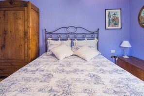 1 chambre, bureau, fer et planche Ă repasser, Wi-Fi