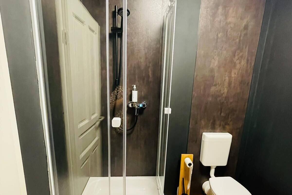 Business Condo, City View | Bathroom | Hair dryer, towels, soap, shampoo