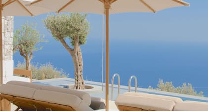 VOUNO Santorini Private Villas