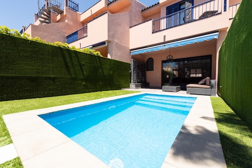 Duplex in Maspalomas Near Meloneras Beach