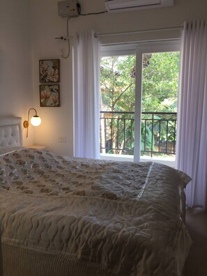 1 chambre, fer et planche à repasser, Wi-Fi, draps fournis
