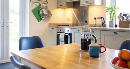 Jewel in the Garden of England - Two bedrooms