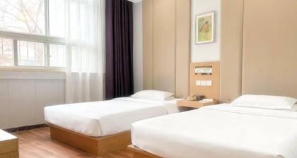 Super 8 Hotel (Zhenhua Shopping Center, Liaocheng Development Zone)