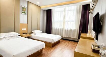 Super 8 Hotel (Zhenhua Shopping Center, Liaocheng Development Zone)