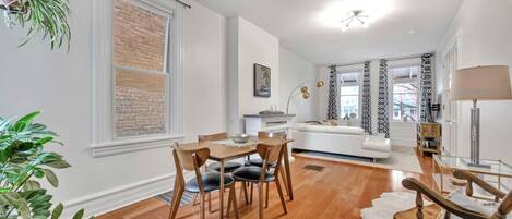 Smart TV, fireplace, video games, stereo