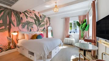 Standard Room | Premium bedding, memory foam beds, minibar, in-room safe