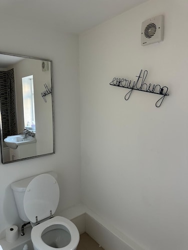 Room 5 minutes walk from Herne Bay beach