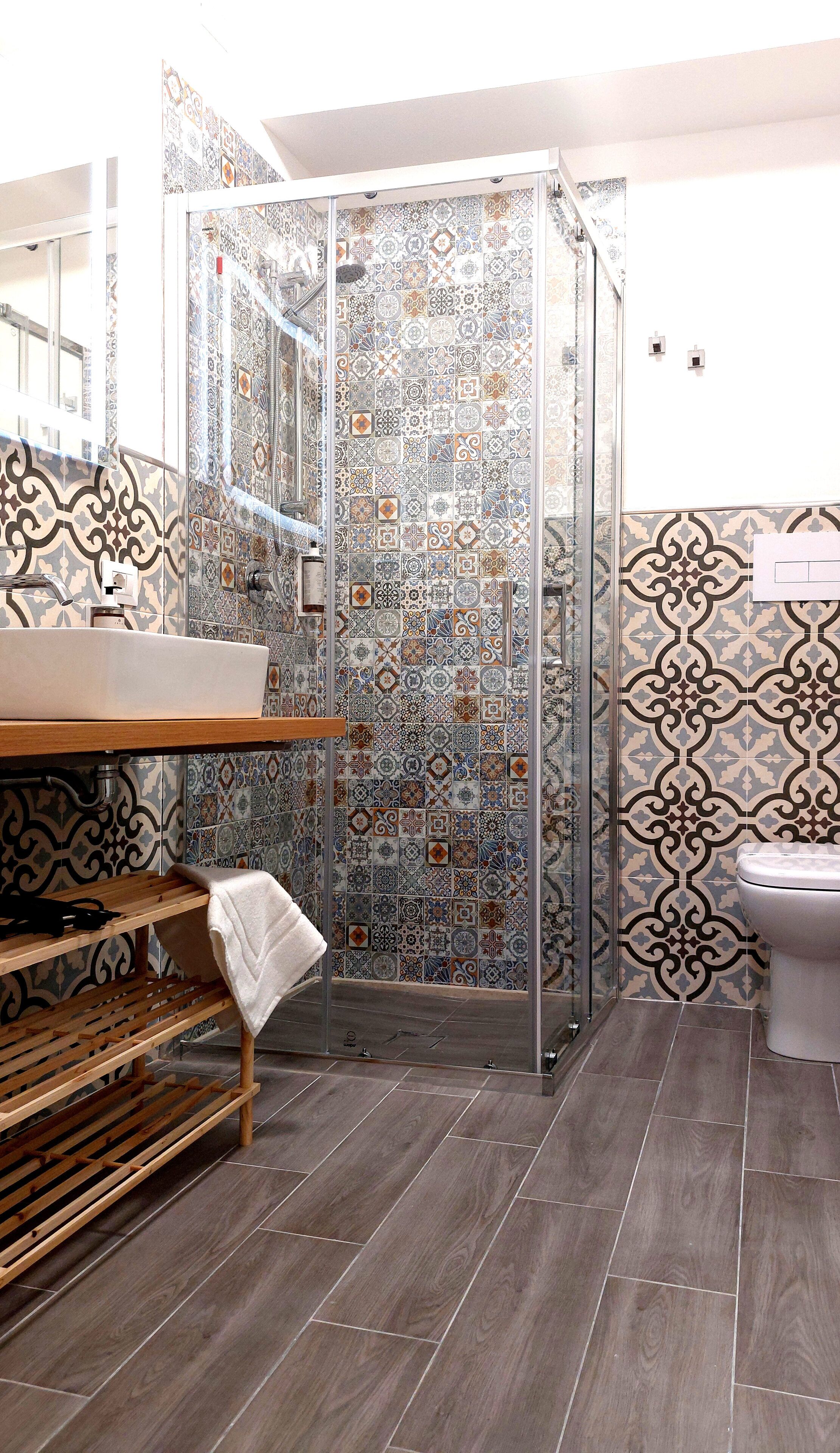 Classic Double Room, Courtyard View | Bathroom