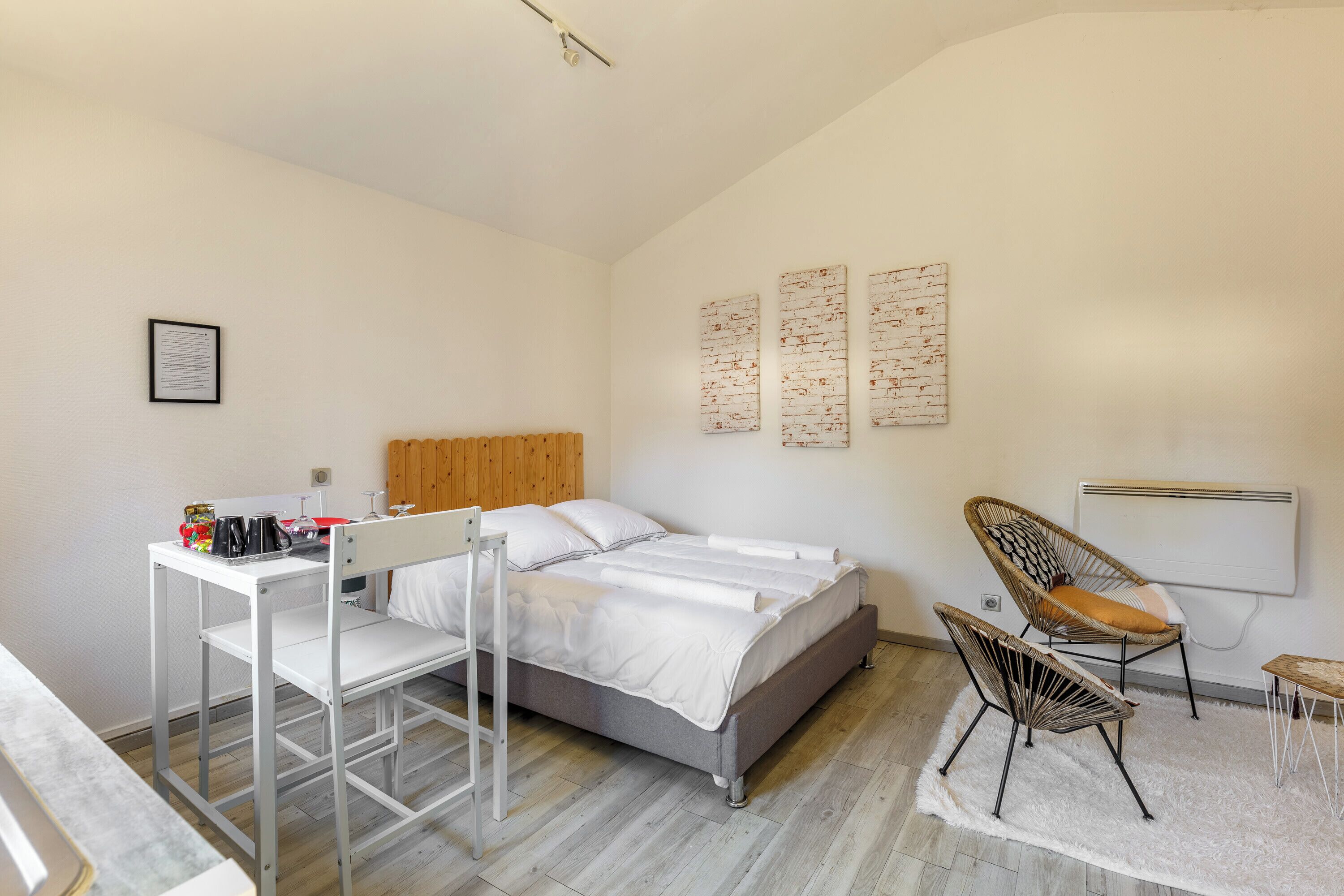 1 chambre, Wi-Fi, draps fournis