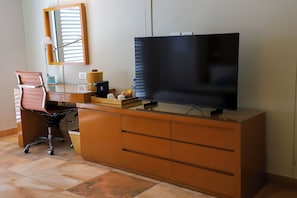 Two Deluxe Double Beds Resort View All Inclusive | Room amenity