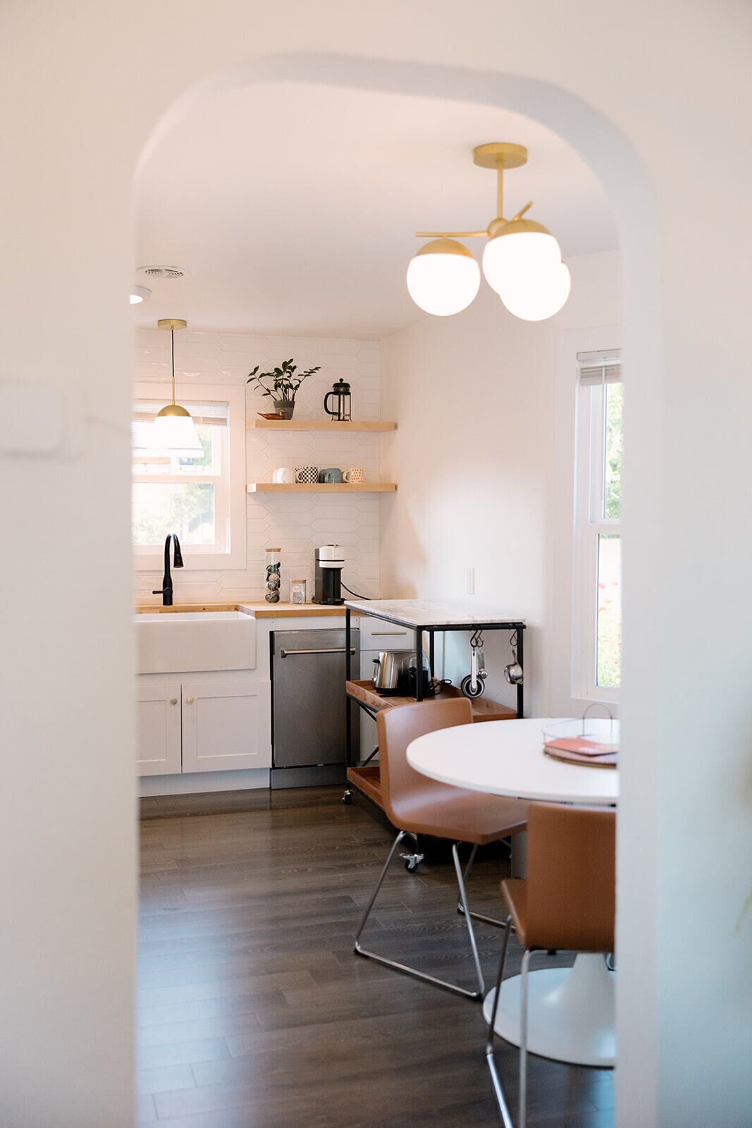 Oven, dishwasher, toaster, coffee grinder