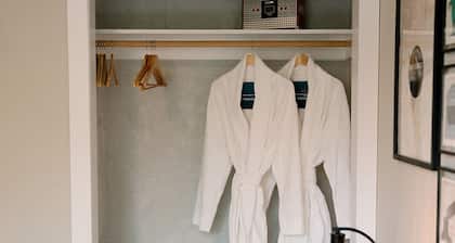 EV charger•Free Parking•FastWifi•Garden•Firepit•Close to UO and downtown Eugene