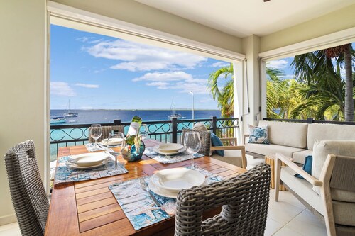 Island Vibes at Elegancia