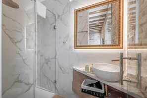 Chambre Double Deluxe, vue mer | Salle de bain