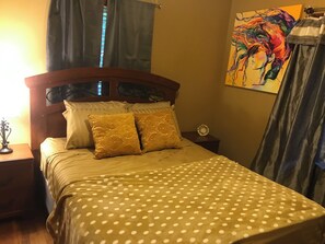 2 Schlafzimmer, Bügeleisen/Bügelbrett, WLAN, Bettwäsche