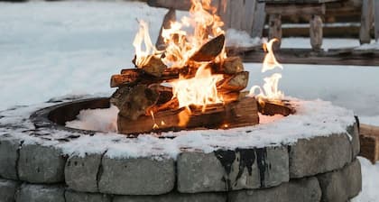 Cedar Suite #4- Relaxing 1 BR Retreat