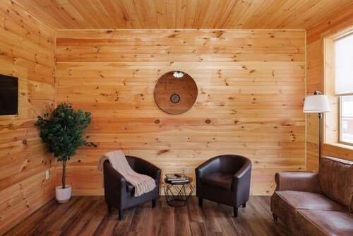 Spacious Two-Bedroom log Townhouse #14