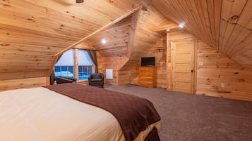 2 makuuhuonetta, silitysrauta/-lauta, vauvan matkasänky, Wi-Fi