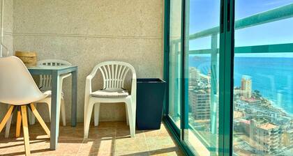 Penthouse with sea views at a stone's throw from the sea