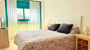 1 bedroom, WiFi, bed sheets