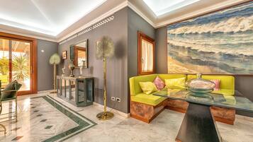 Chalet | Living room