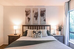 3 bedrooms, WiFi, bed sheets