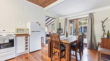 Fridge, microwave, toaster, cookware/dishes/utensils