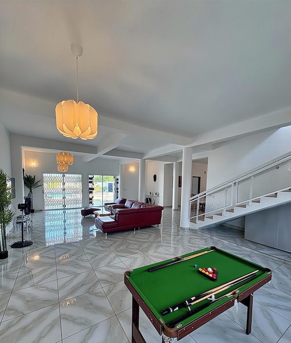 Spielezimmer